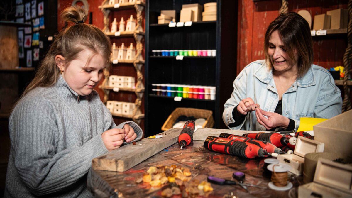 Amber workshop – Hvide Sande